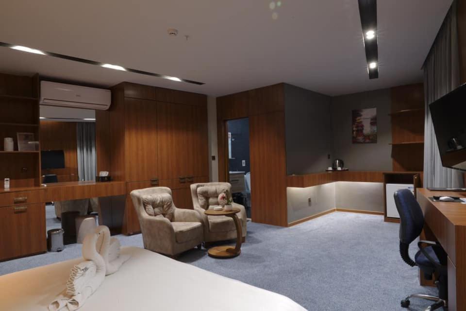 Gratus Hotel Irbil Zewnętrze zdjęcie